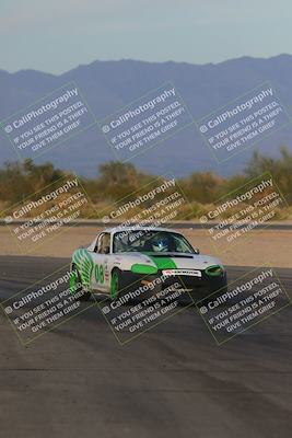 media/Dec-02-2023-Speed Ventures (Sat) [[b82c9ebe82]]/2-Race Group/Race (Sprint 2)/
